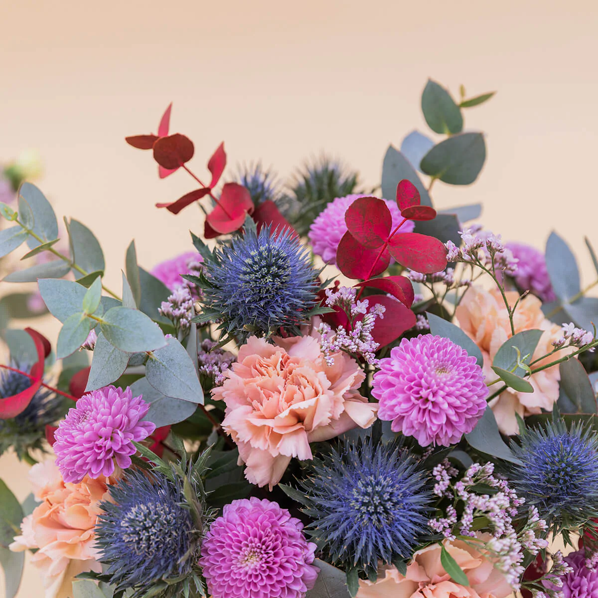 El Guiño - Arreglo con flores moradas y azules - Image 7